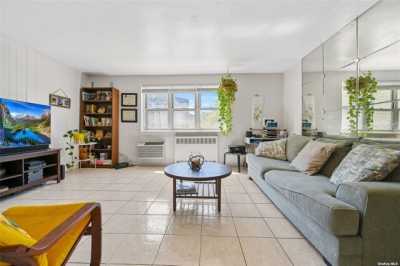 Home For Sale in Howard Beach, New York