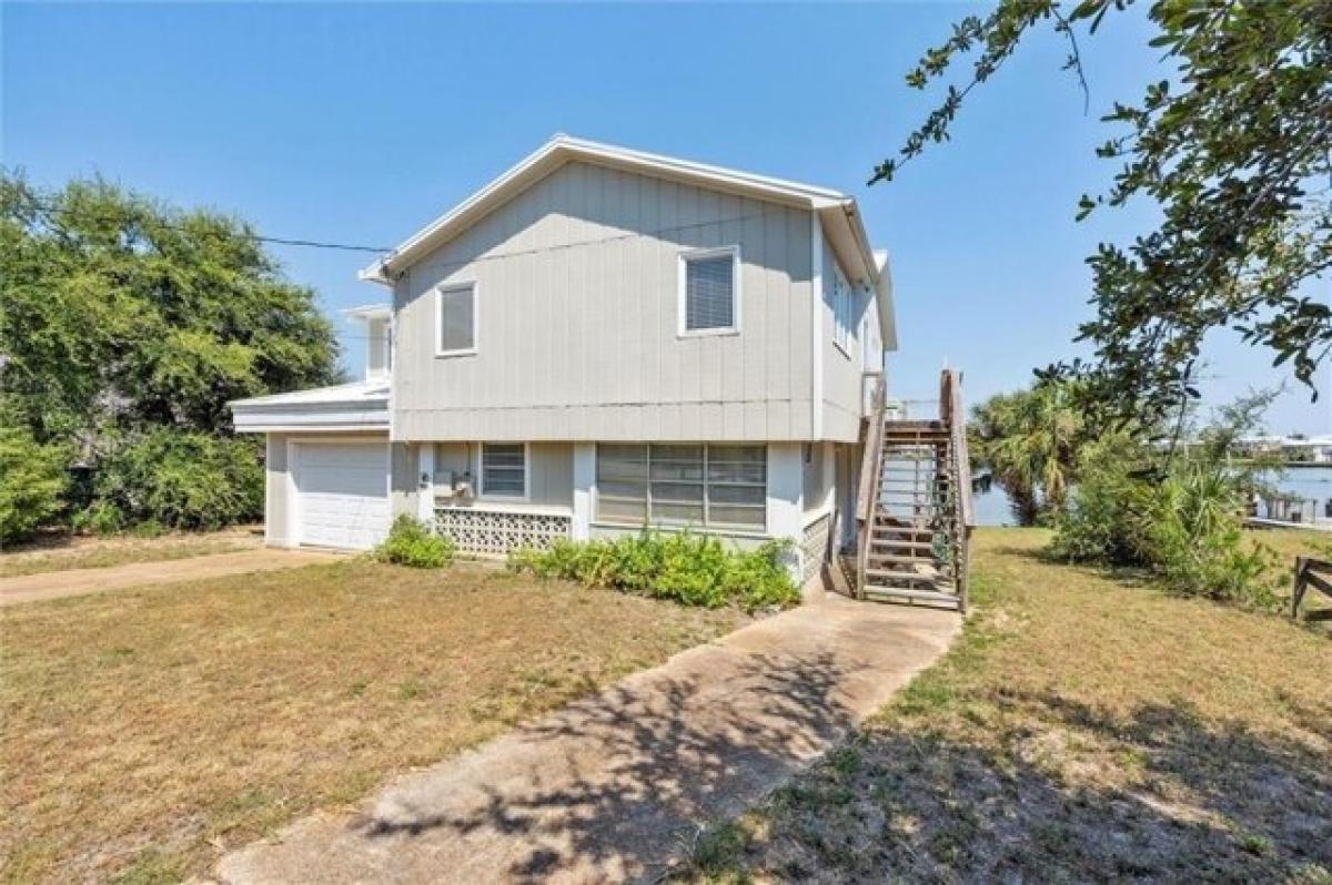 Picture of Home For Sale in Dauphin Island, Alabama, United States