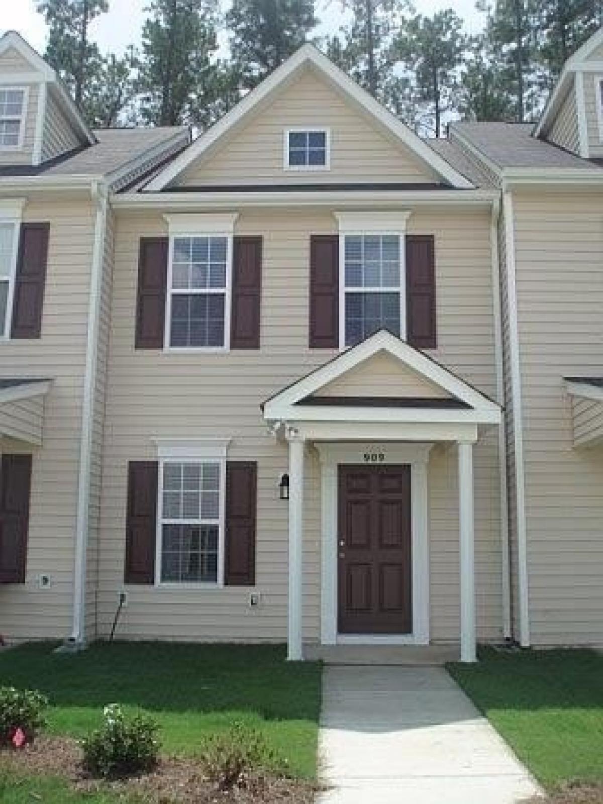 Picture of Home For Rent in Knightdale, North Carolina, United States