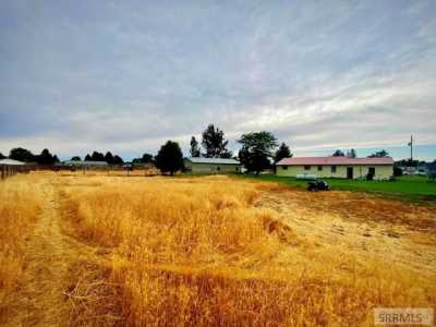 Home For Sale in Shelley, Idaho