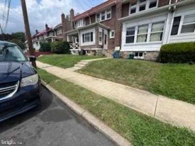 Home For Rent in Collingdale, Pennsylvania