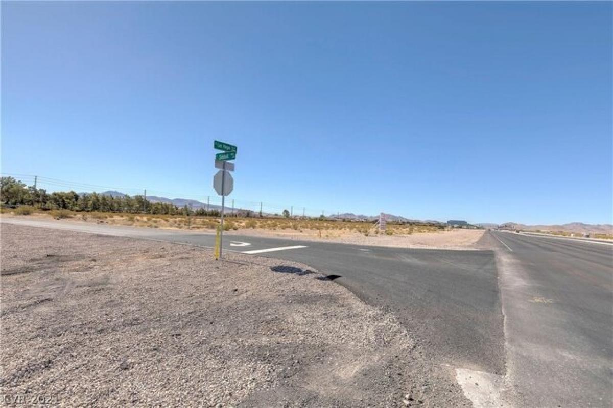 Picture of Residential Land For Sale in Las Vegas, Nevada, United States