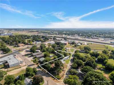 Home For Sale in Elm Mott, Texas