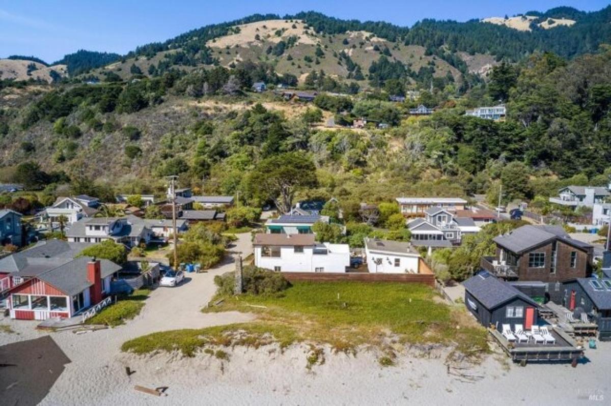 Picture of Residential Land For Sale in Stinson Beach, California, United States