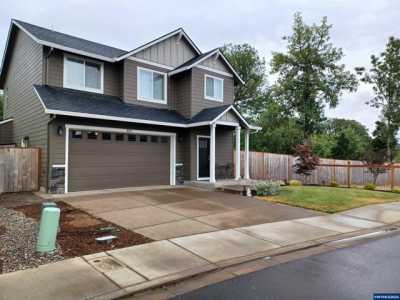 Home For Sale in Philomath, Oregon