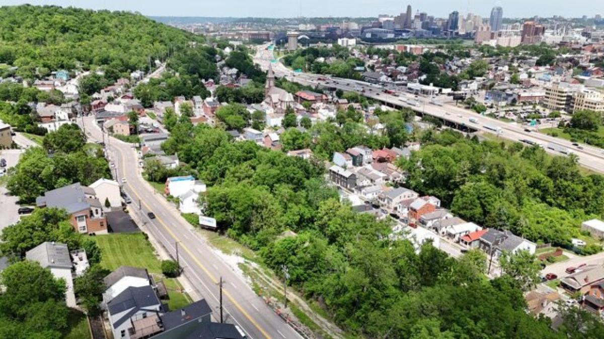 Picture of Residential Land For Sale in Covington, Kentucky, United States