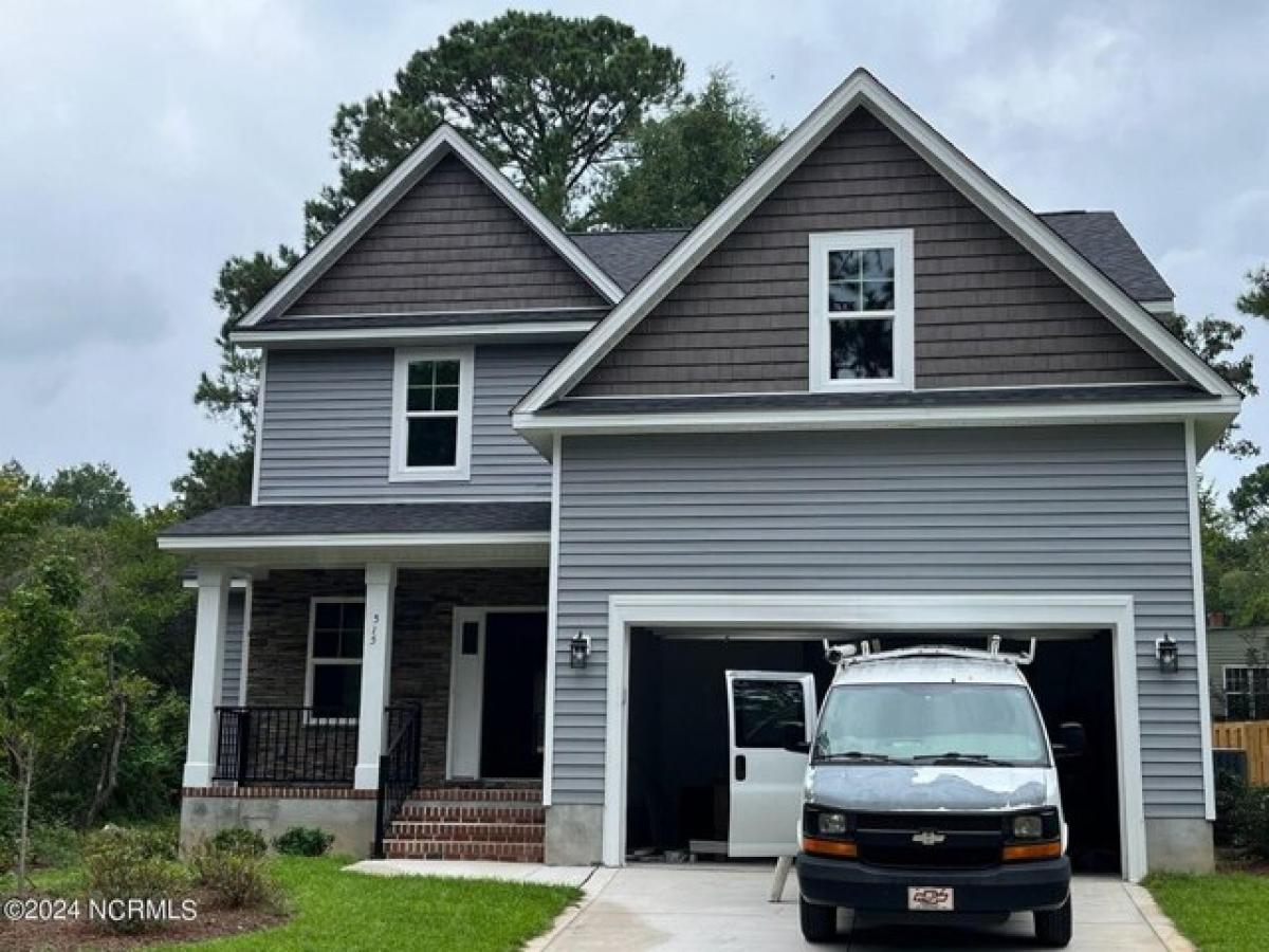 Picture of Home For Sale in Aberdeen, North Carolina, United States