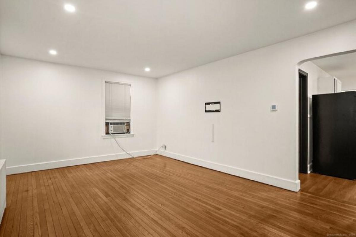 Picture of Apartment For Rent in Bridgeport, Connecticut, United States