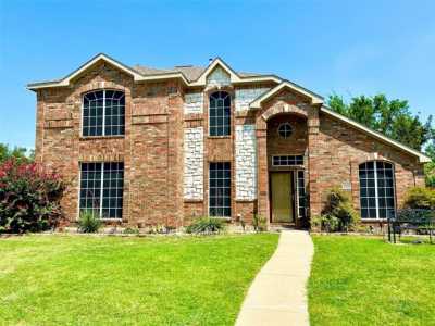 Home For Sale in Sachse, Texas