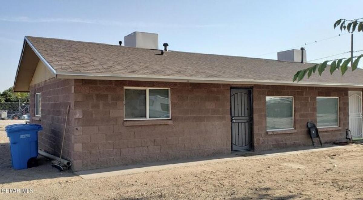 Picture of Home For Sale in San Elizario, Texas, United States