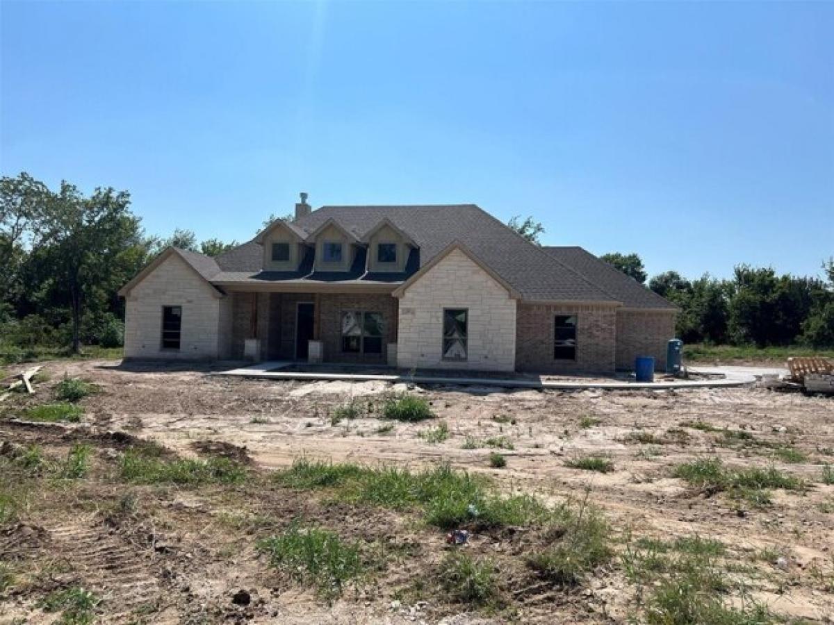 Picture of Home For Sale in Brock, Texas, United States