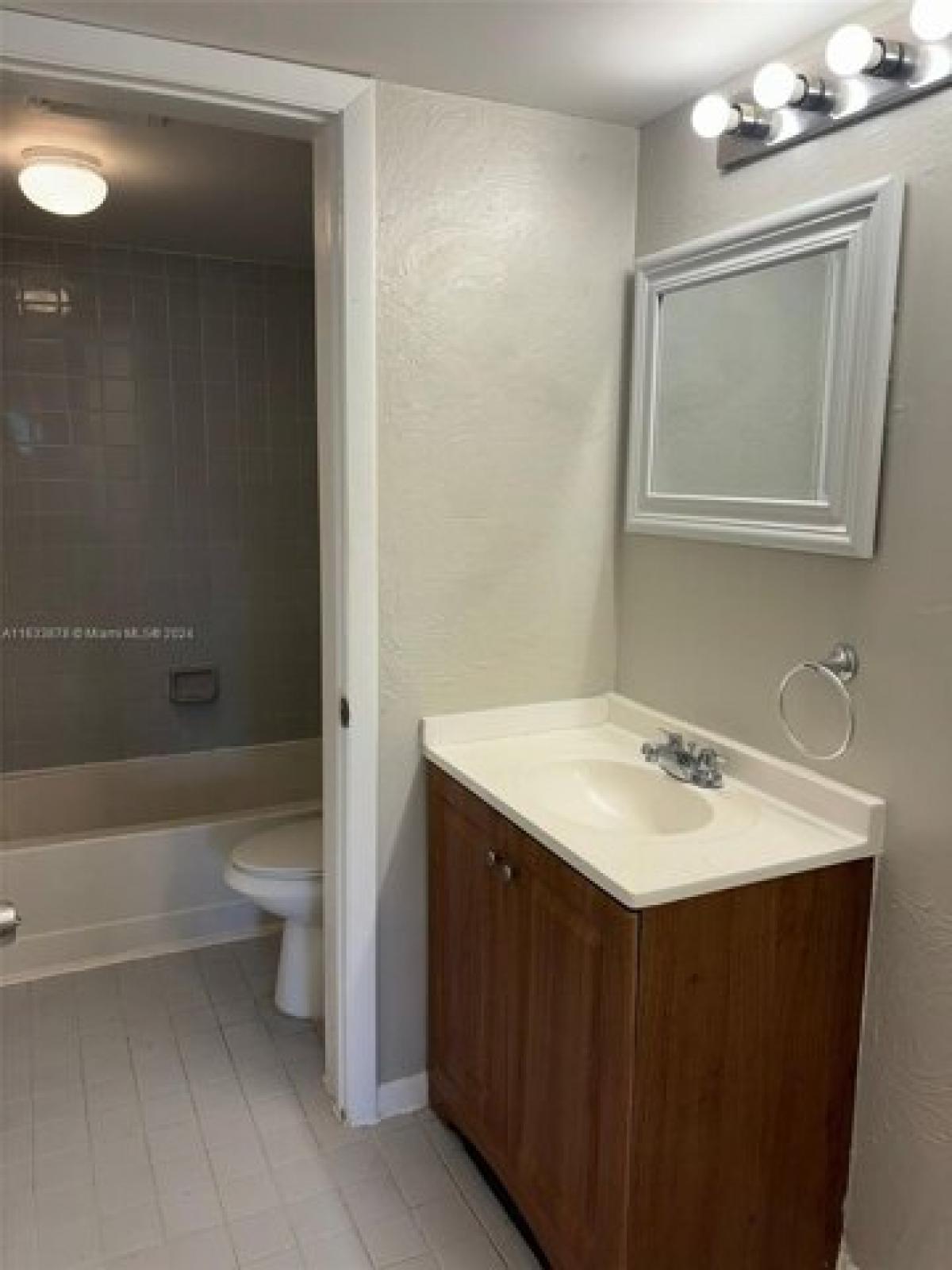 Picture of Apartment For Rent in Oakland Park, Florida, United States