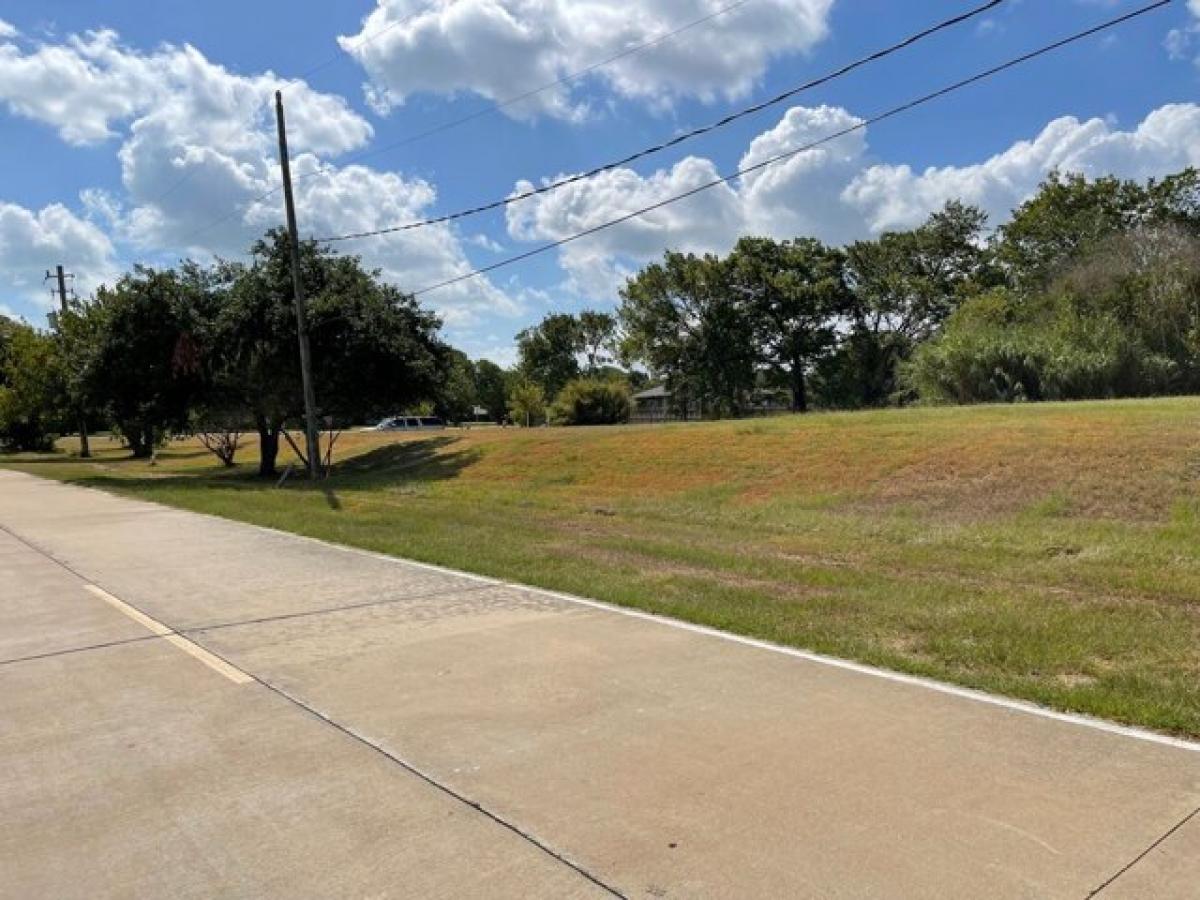 Picture of Residential Land For Sale in Kemah, Texas, United States