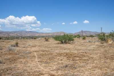 Residential Land For Sale in Pioneertown, California