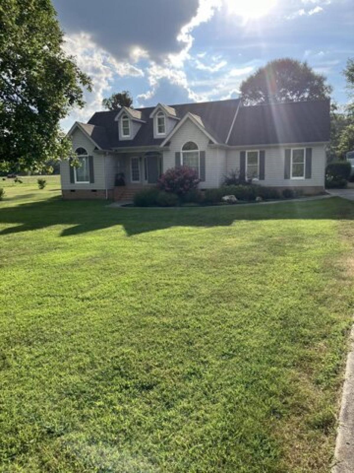 Picture of Home For Sale in Rock Spring, Georgia, United States