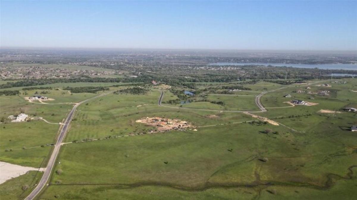 Picture of Residential Land For Sale in Crowley, Texas, United States