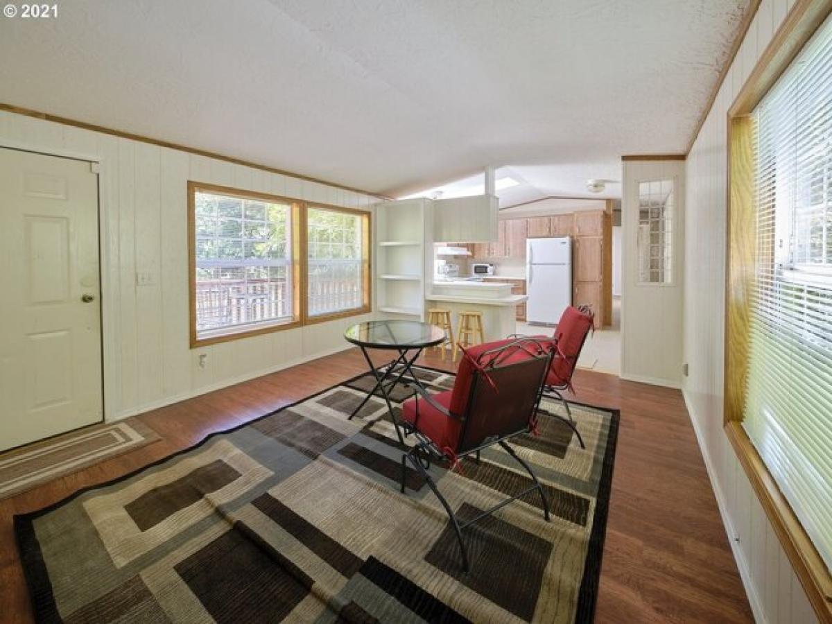 Picture of Home For Sale in Washougal, Washington, United States