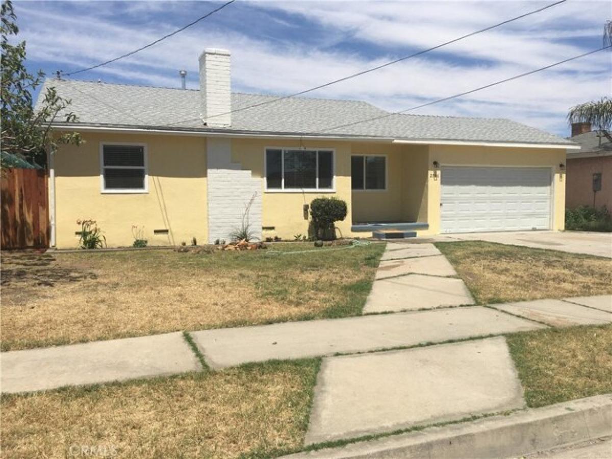 Picture of Home For Rent in Rialto, California, United States