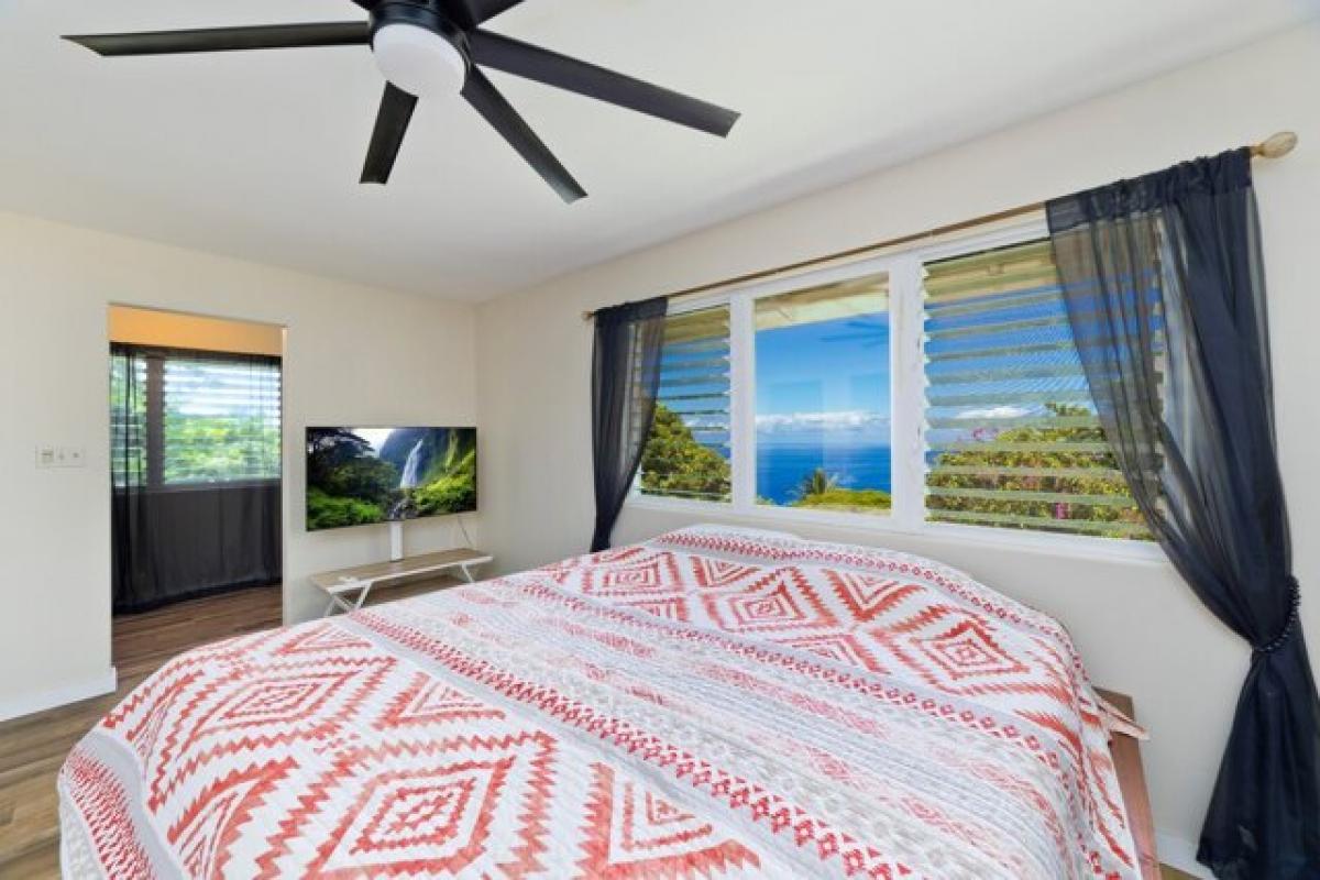 Picture of Home For Sale in Captain Cook, Hawaii, United States