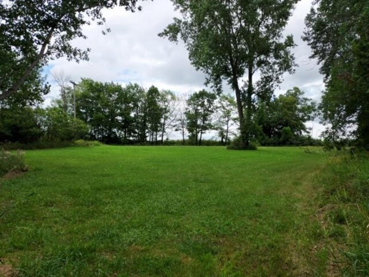 Picture of Residential Land For Sale in Au Gres, Michigan, United States