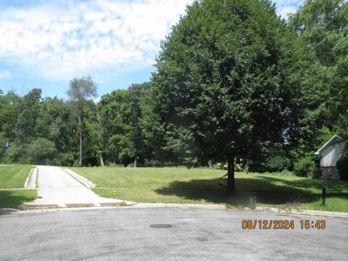 Picture of Residential Land For Sale in Madison, Wisconsin, United States