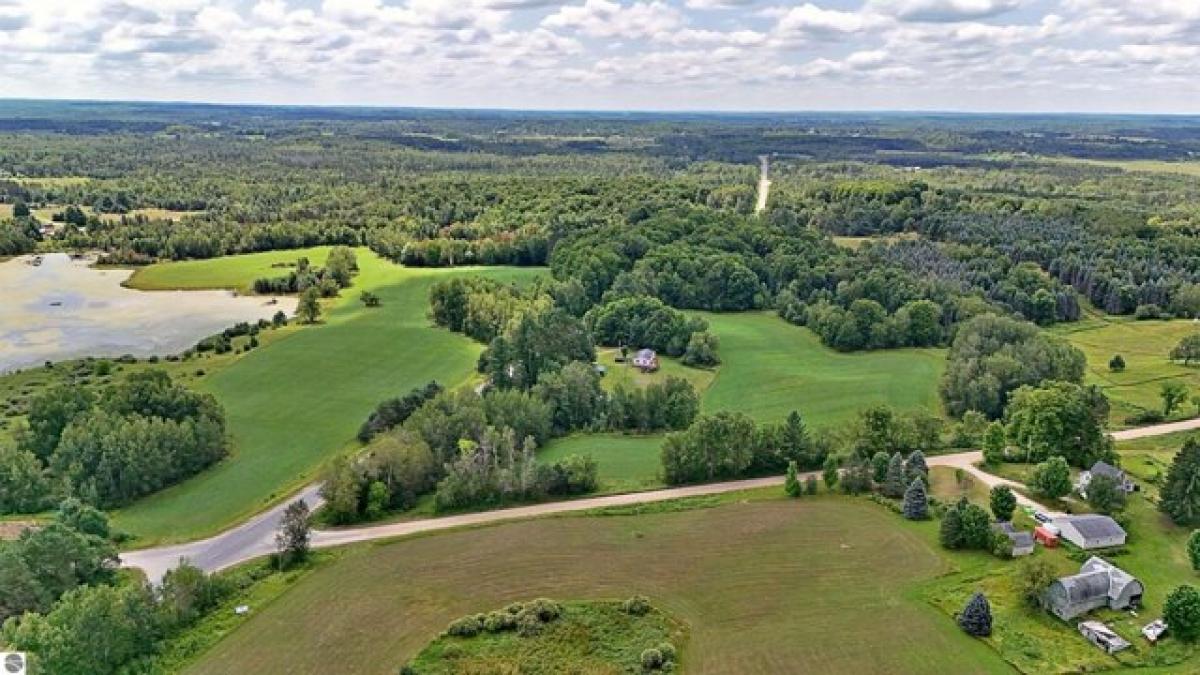 Picture of Residential Land For Sale in Tustin, Michigan, United States