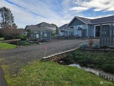 Home For Sale in Ocean Shores, Washington