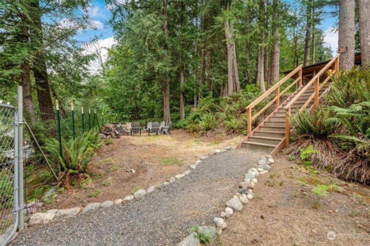 Picture of Home For Sale in Granite Falls, Washington, United States