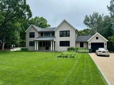 Home For Sale in East Hampton, New York