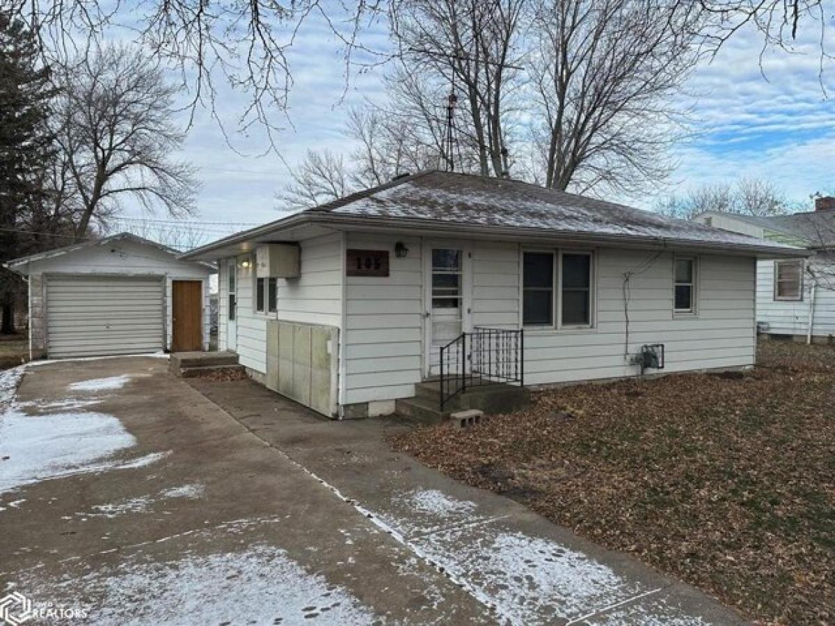 Picture of Home For Sale in Swea City, Iowa, United States