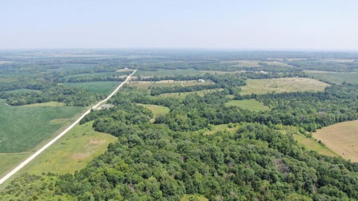 Picture of Home For Sale in Weatherby, Missouri, United States