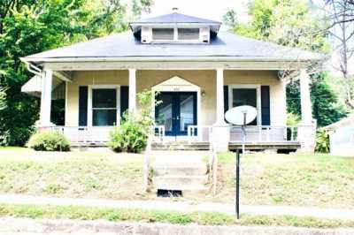 Home For Sale in Dyersburg, Tennessee