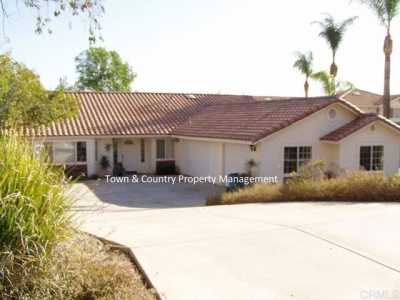 Home For Sale in Ramona, California