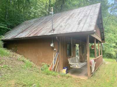 Home For Sale in Frenchburg, Kentucky