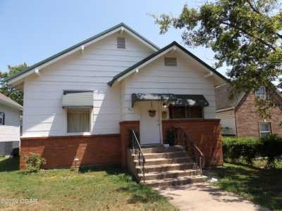 Home For Sale in Monett, Missouri