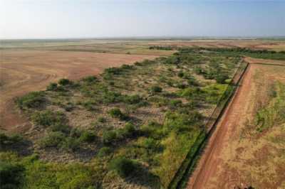 Residential Land For Sale in Childress, Texas