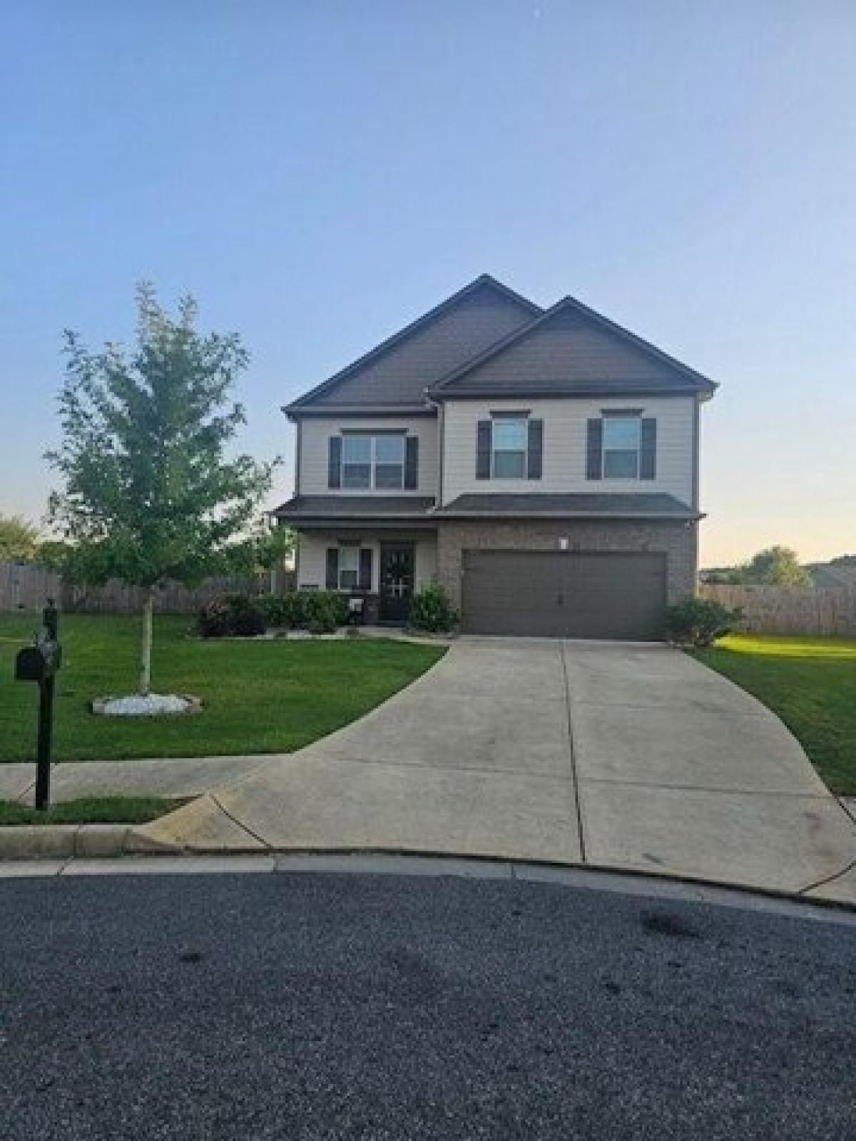 Picture of Home For Sale in Adairsville, Georgia, United States