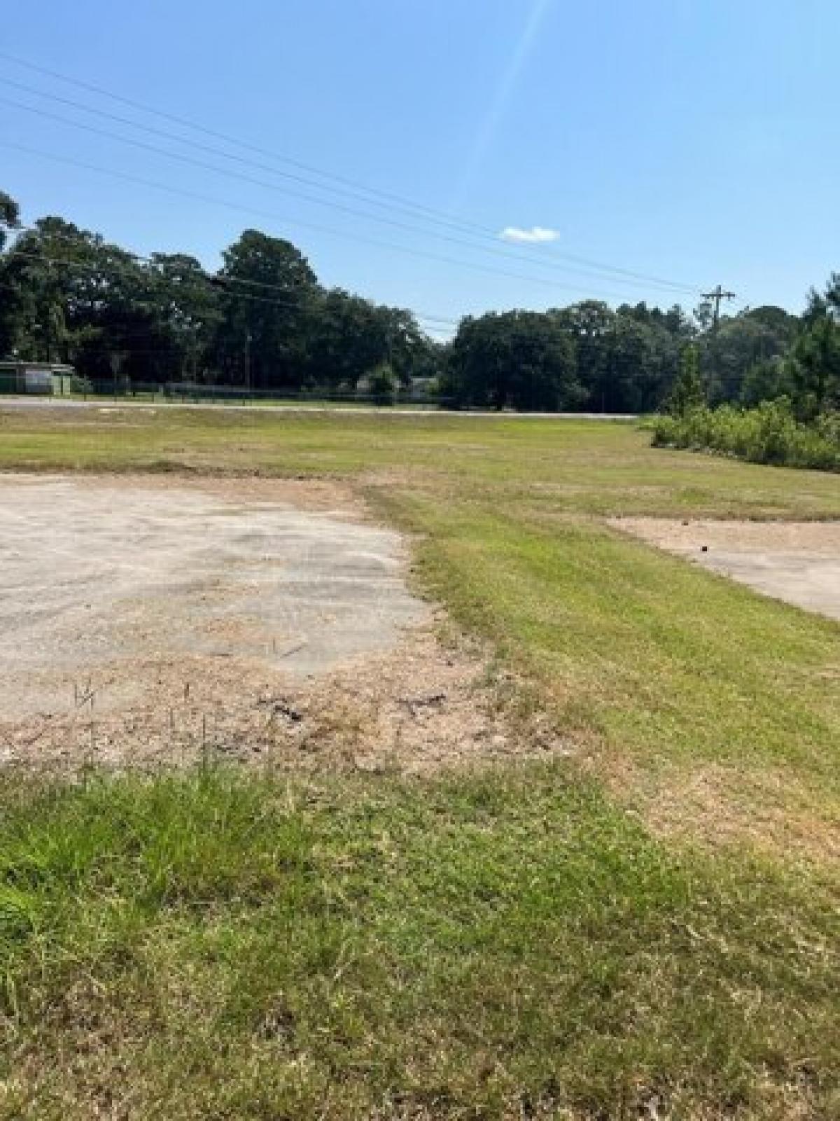 Picture of Residential Land For Sale in Picayune, Mississippi, United States