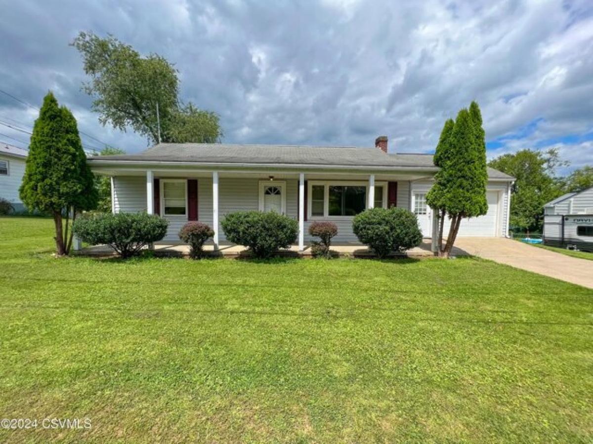 Picture of Home For Sale in Winfield, Pennsylvania, United States