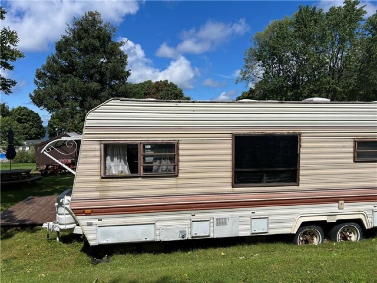 Picture of Home For Sale in Sodus Point, New York, United States