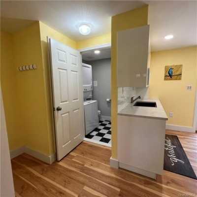 Home For Rent in Katonah, New York