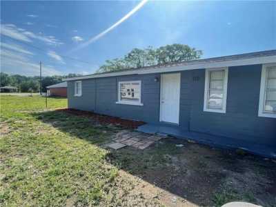 Home For Rent in Lorida, Florida