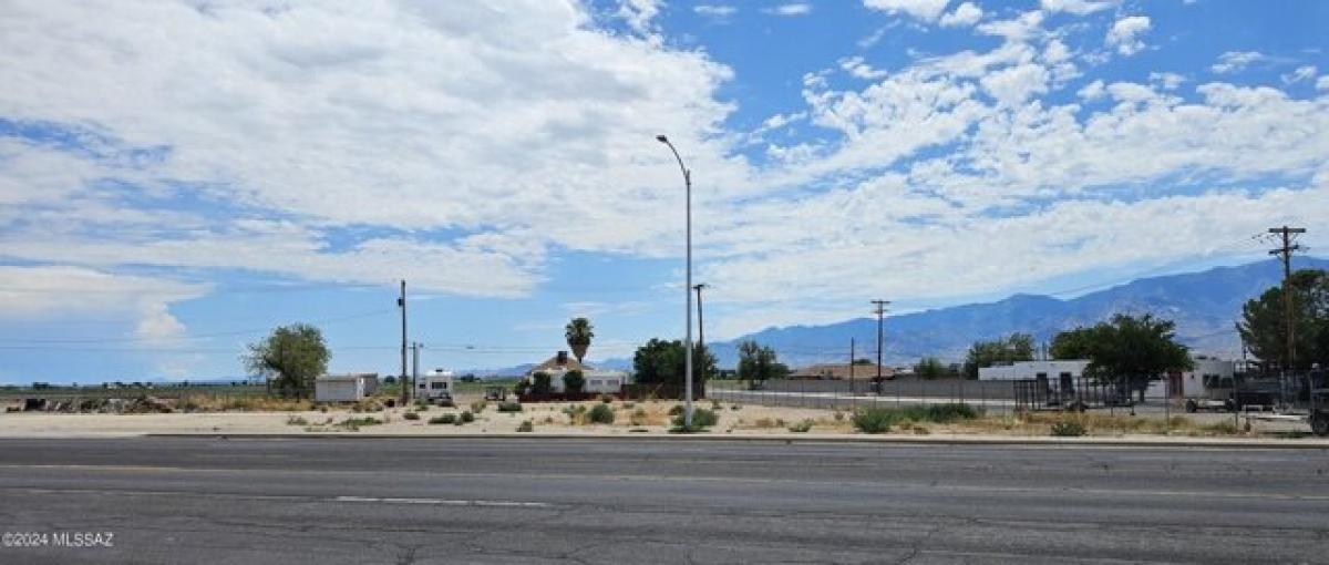 Picture of Residential Land For Sale in Safford, Arizona, United States