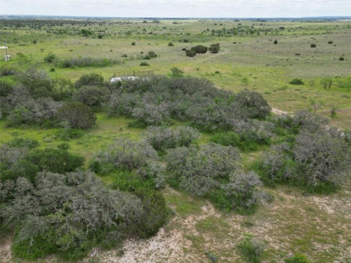 Picture of Residential Land For Sale in Hamilton, Texas, United States