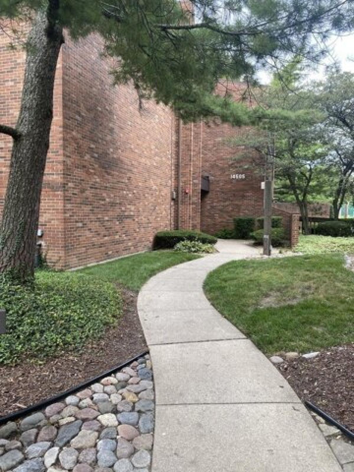 Picture of Home For Sale in Oak Forest, Illinois, United States