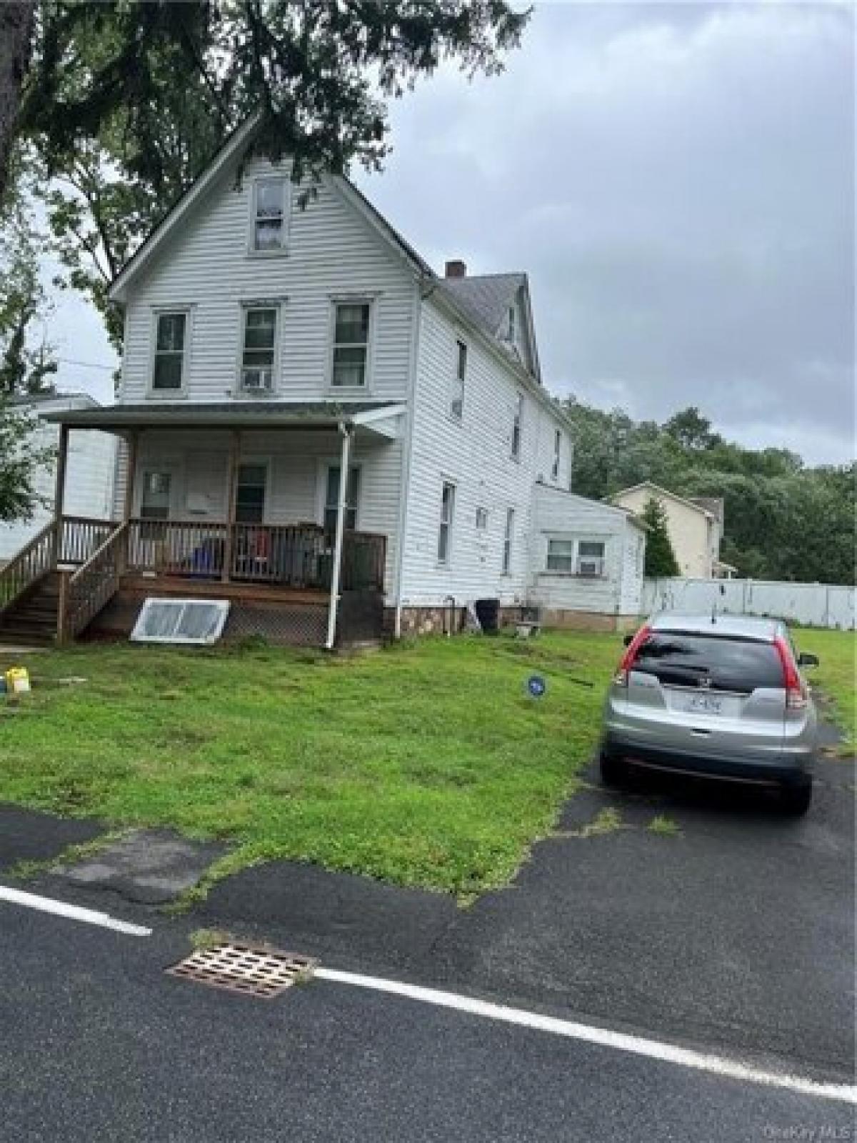 Picture of Home For Sale in Congers, New York, United States