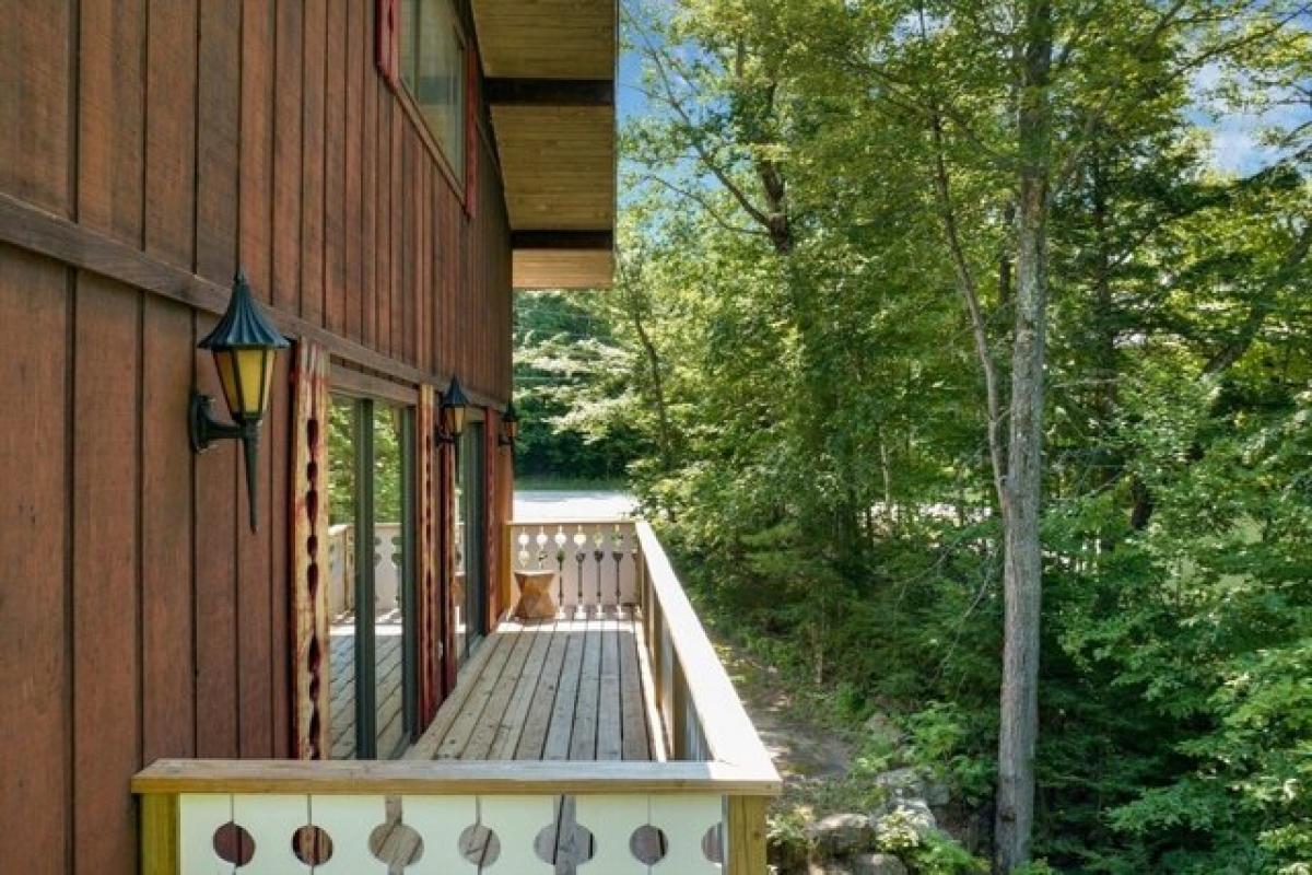 Picture of Home For Sale in Bartlett, New Hampshire, United States