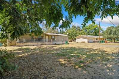 Home For Sale in Exeter, California