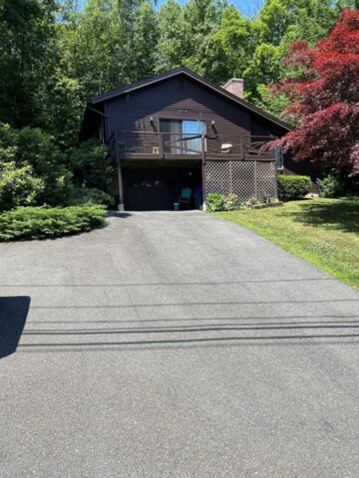 Picture of Home For Sale in Torrington, Connecticut, United States