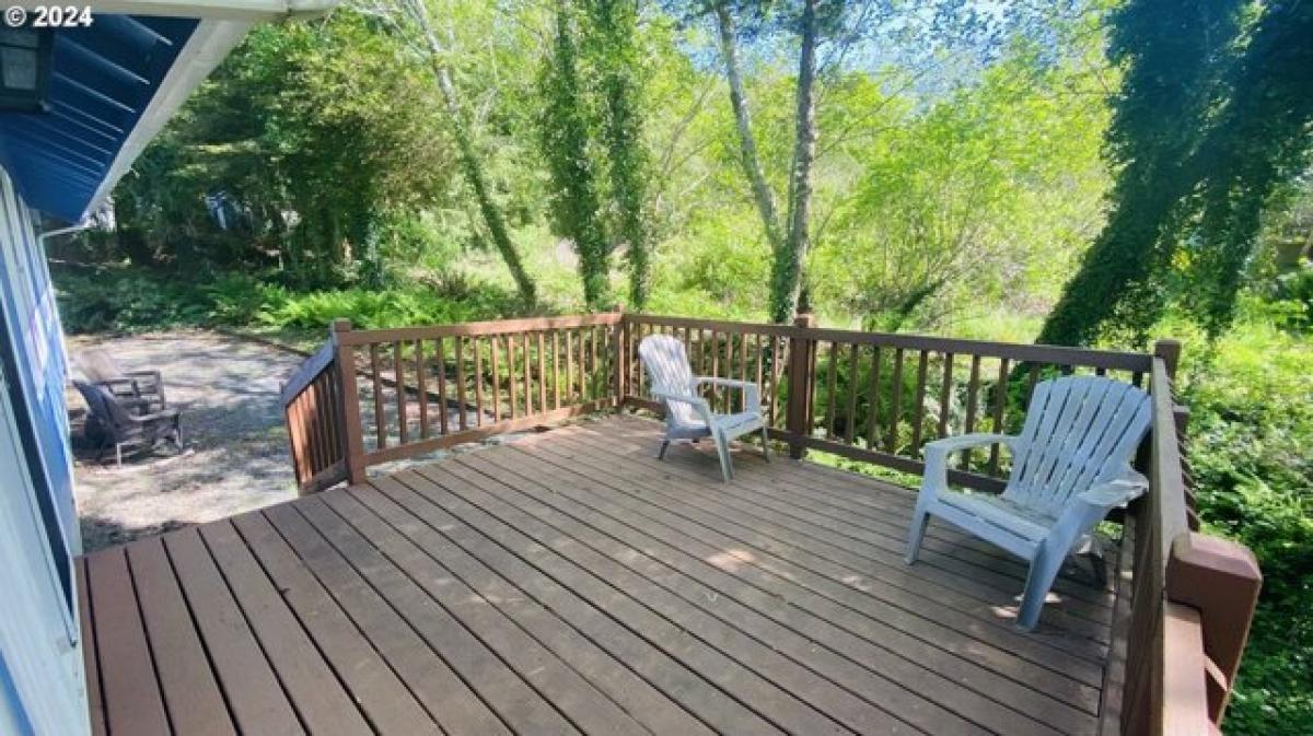 Picture of Home For Sale in Seaside, Oregon, United States